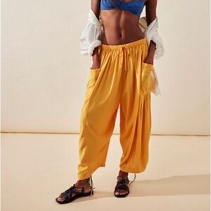 Free People Quinn Pants in Bird of Paradise